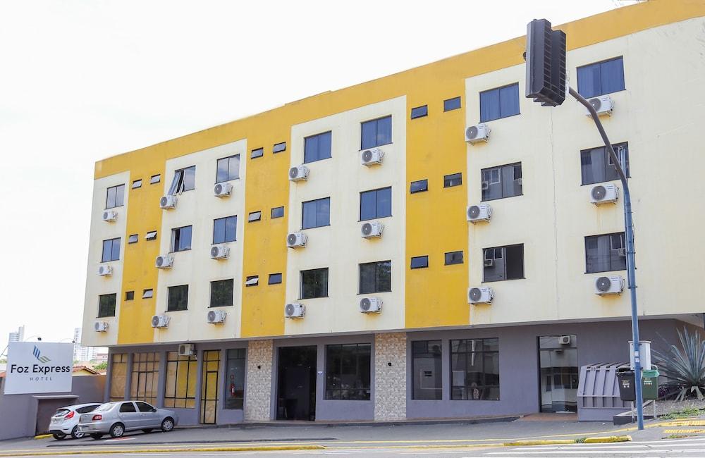 Hotel Foz Express Centro 3*